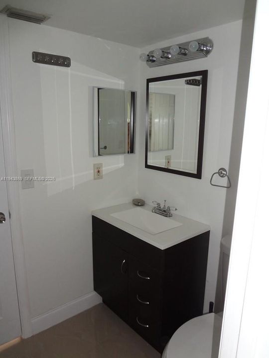 En Venta: $220,000 (1 camas, 1 baños, 806 Pies cuadrados)