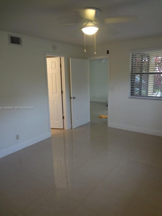 En Venta: $220,000 (1 camas, 1 baños, 806 Pies cuadrados)
