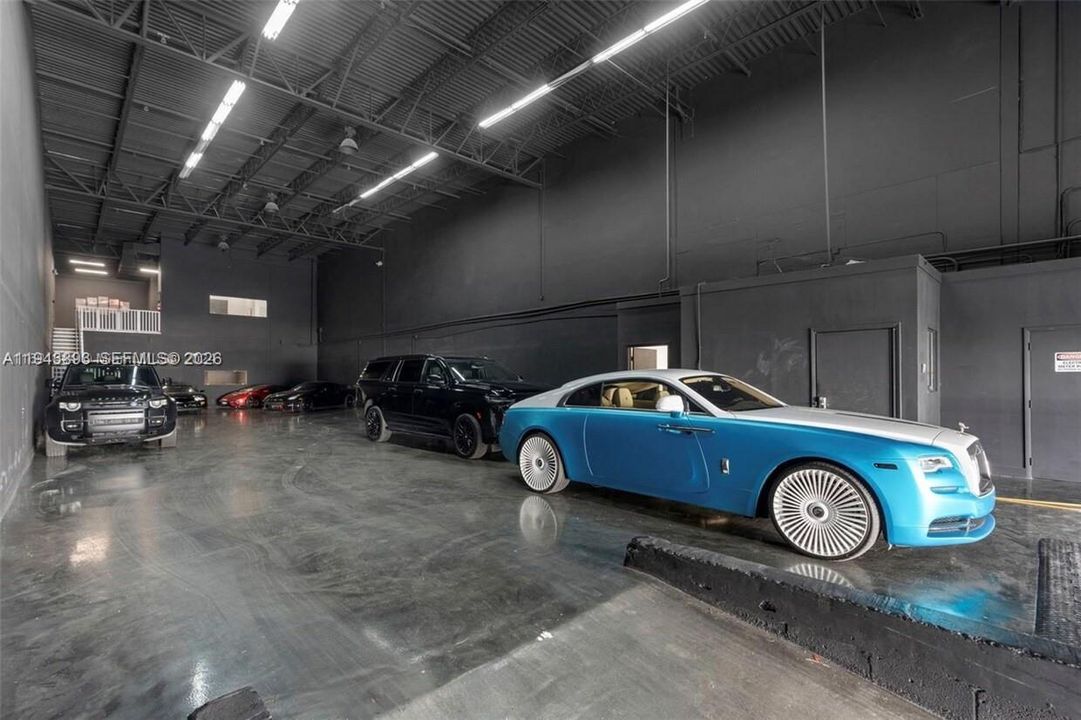 最近售出: $2,860,000 (0 贝兹, 0 浴室, 0 平方英尺)