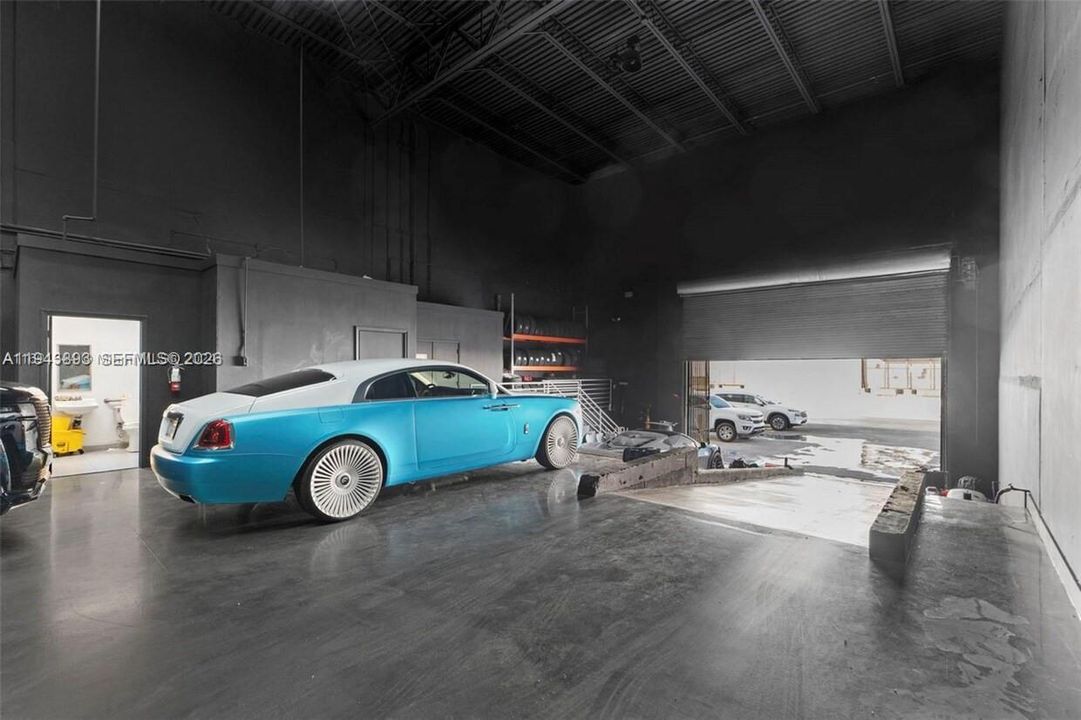 最近售出: $2,860,000 (0 贝兹, 0 浴室, 0 平方英尺)