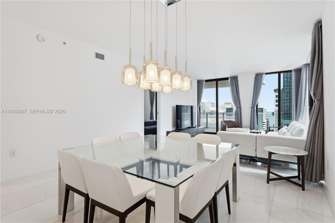 For Sale: $1,325,000 (3 beds, 3 baths, 1778 Square Feet)