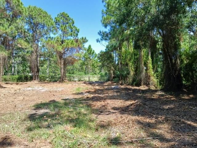 En Venta: $200,000 (1.00 acres)