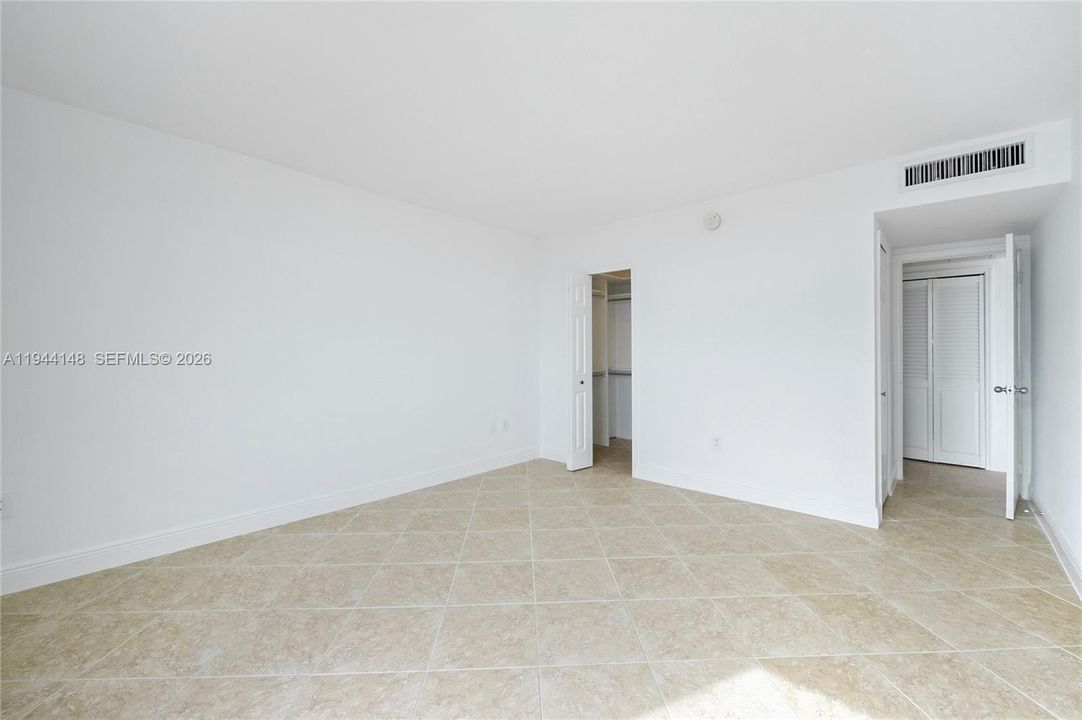 На продажу: $340,000 (1 спален, 1 ванн, 950 Квадратных фут)