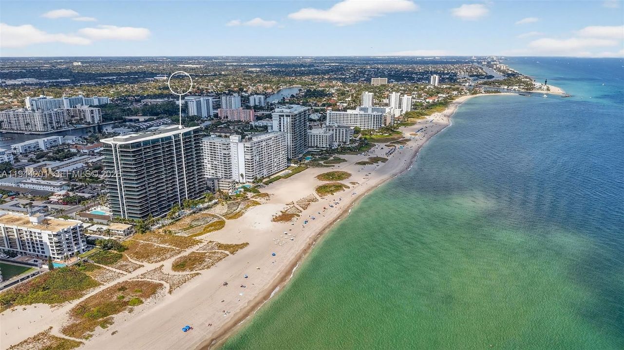 En Venta: $3,399,000 (4 camas, 3 baños, 2590 Pies cuadrados)