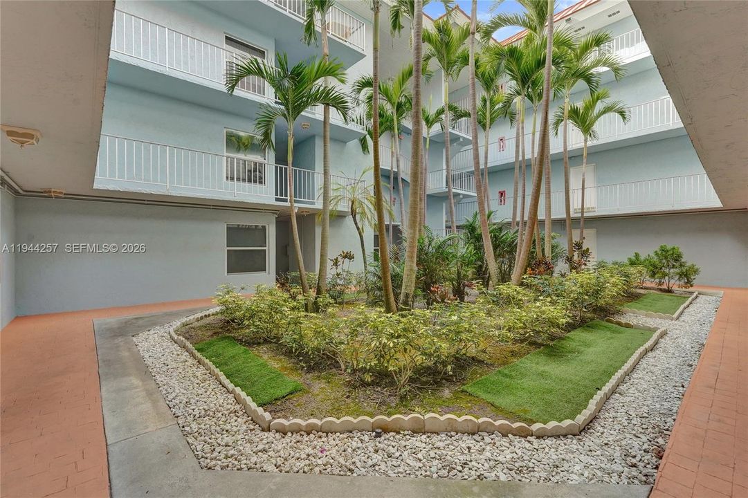 En Venta: $229,900 (2 camas, 2 baños, 1007 Pies cuadrados)