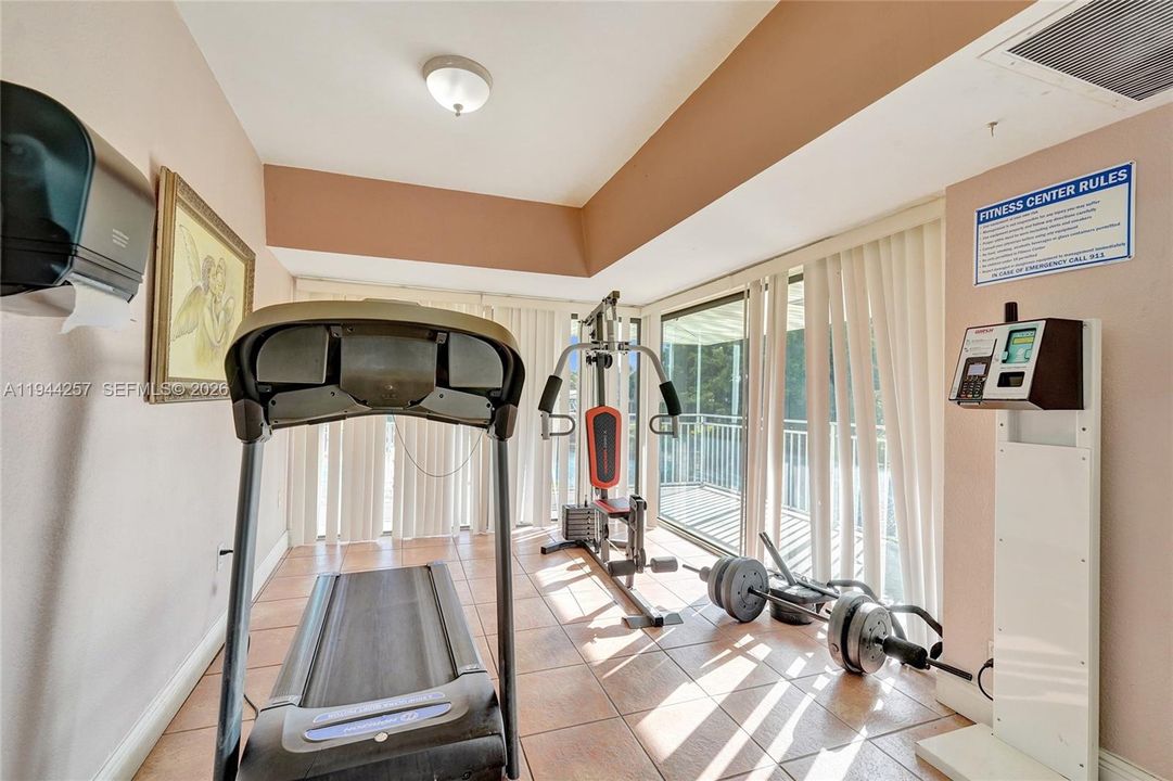 En Venta: $229,900 (2 camas, 2 baños, 1007 Pies cuadrados)