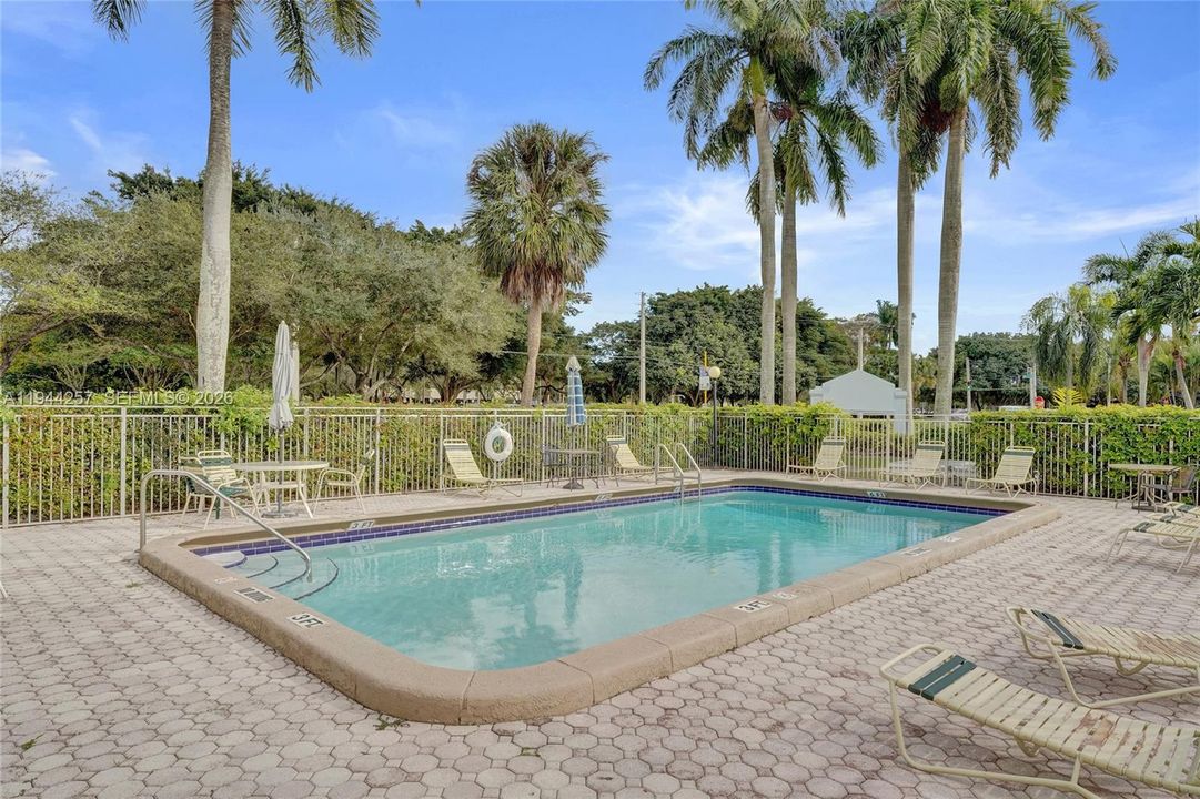 En Venta: $229,900 (2 camas, 2 baños, 1007 Pies cuadrados)