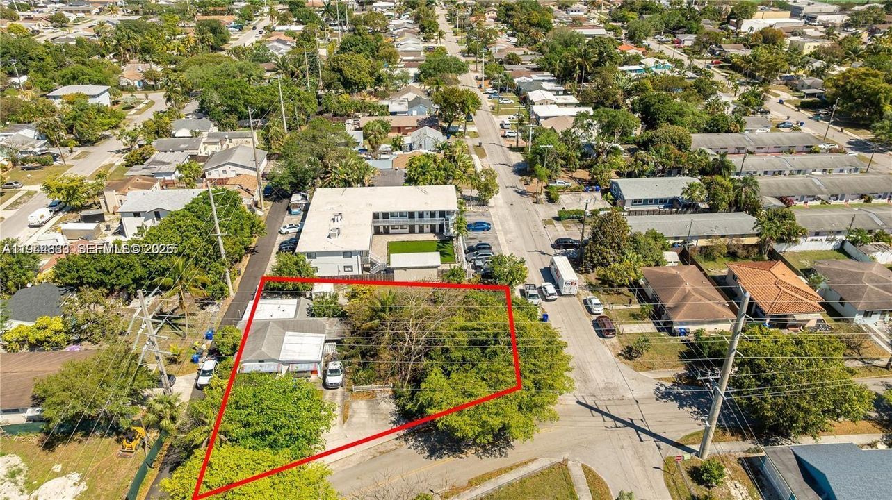 En Venta: $725,000 (0.50 acres)