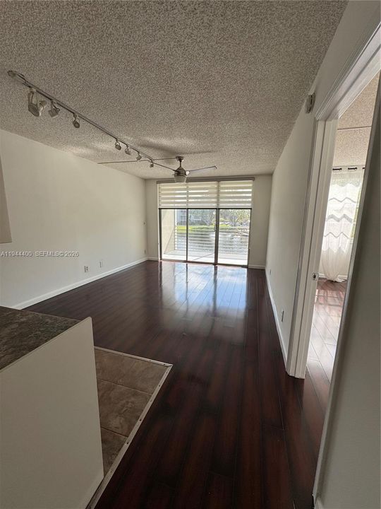 En Venta: $135,500 (1 camas, 1 baños, 870 Pies cuadrados)