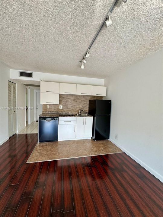 En Venta: $135,500 (1 camas, 1 baños, 870 Pies cuadrados)