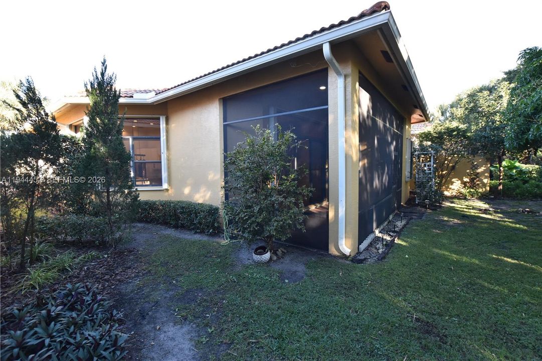 En Venta: $665,000 (3 camas, 2 baños, 2274 Pies cuadrados)