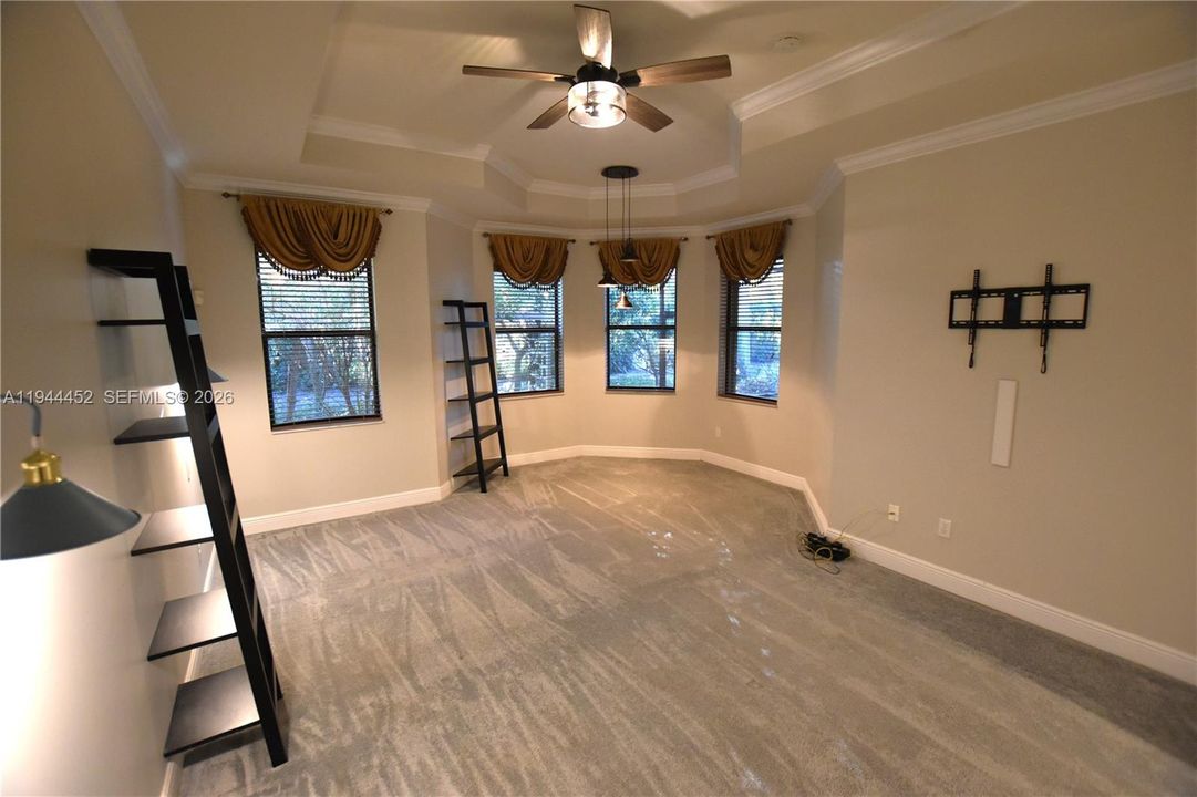En Venta: $665,000 (3 camas, 2 baños, 2274 Pies cuadrados)