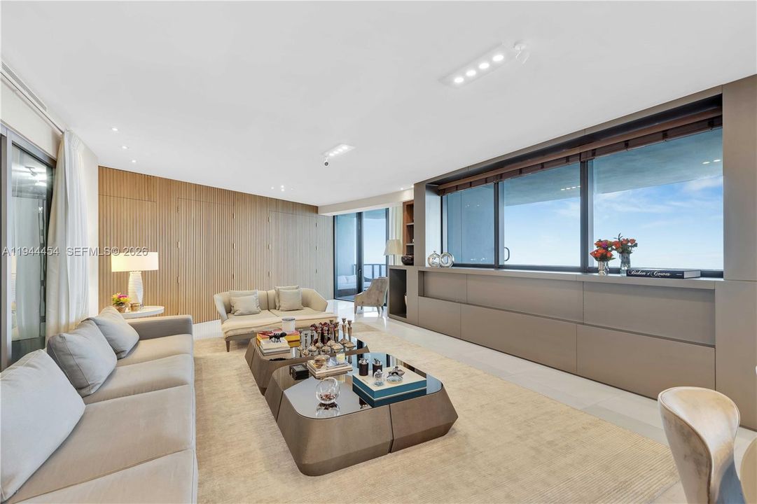 For Sale: $4,700,000 (4 beds, 4 baths, 3171 Square Feet)