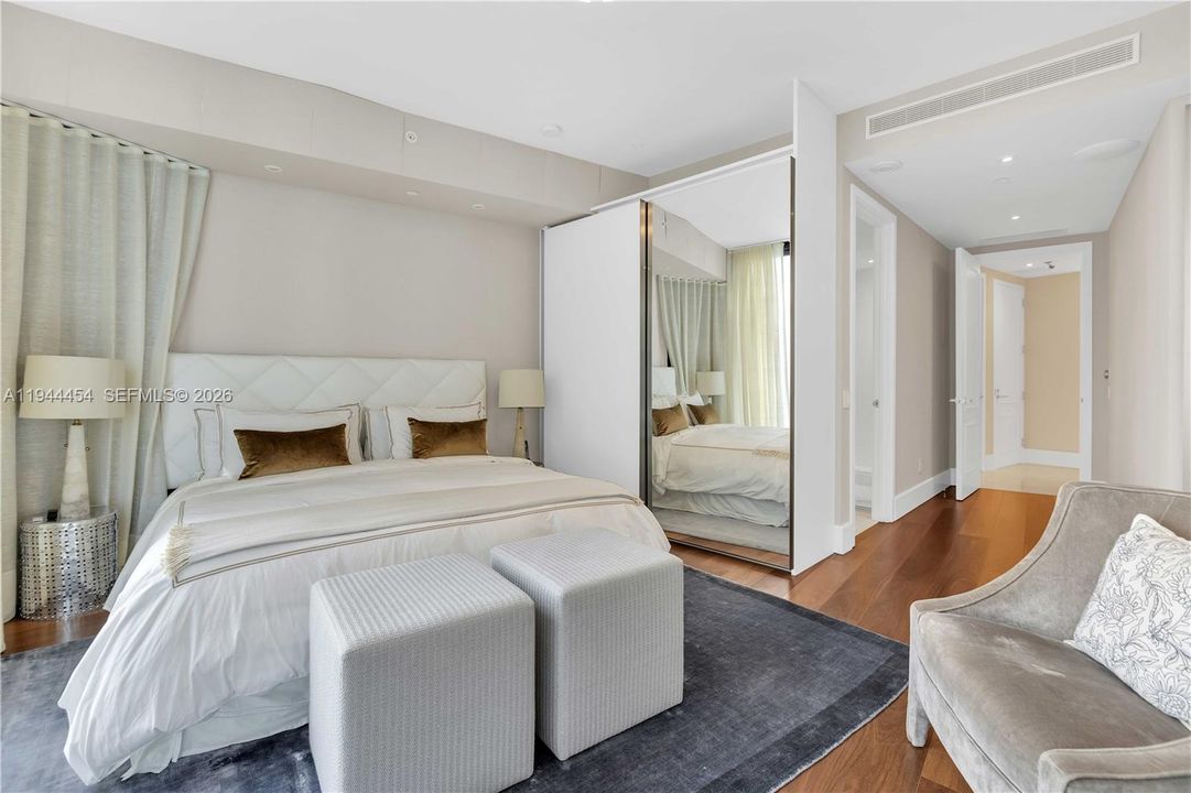 For Sale: $4,700,000 (4 beds, 4 baths, 3171 Square Feet)