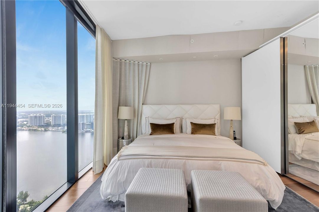 For Sale: $4,700,000 (4 beds, 4 baths, 3171 Square Feet)