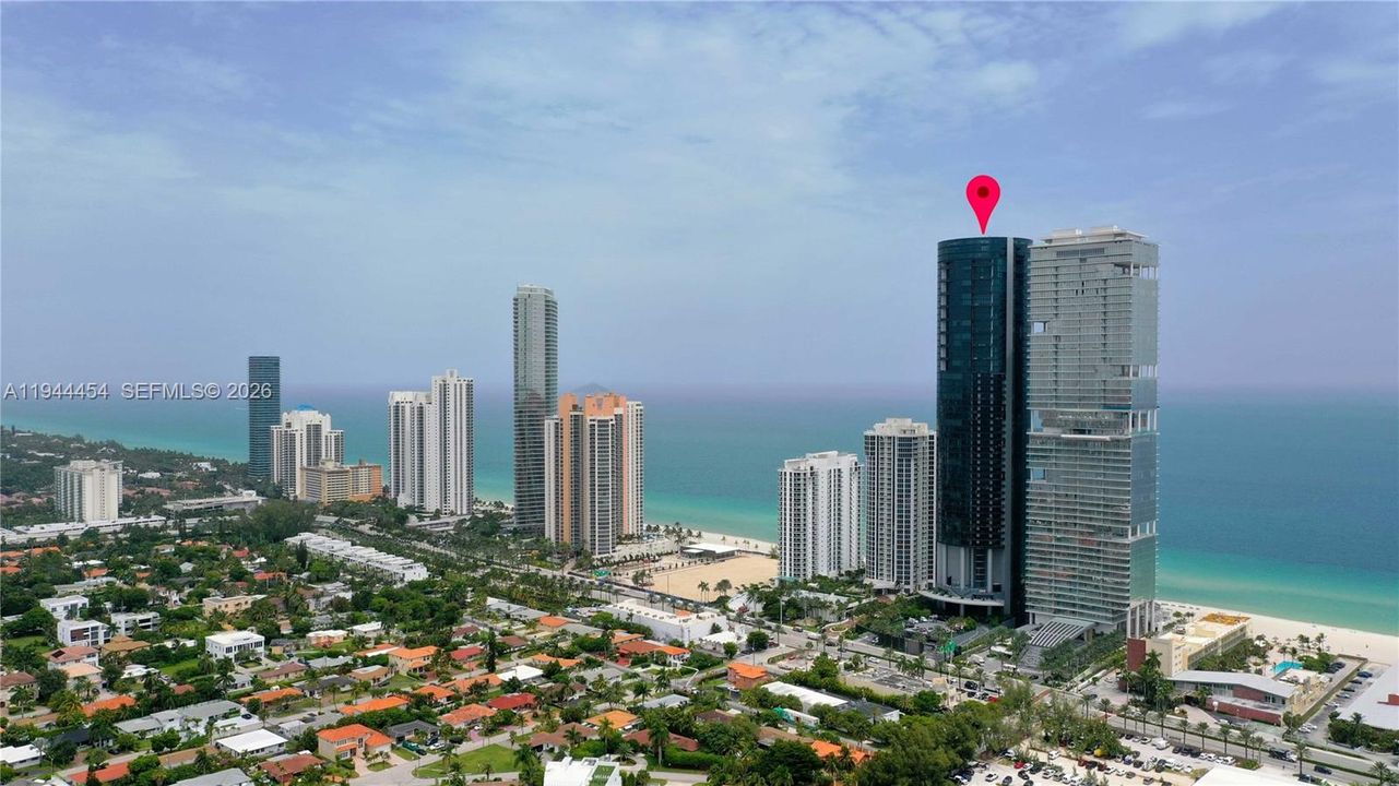 For Sale: $4,700,000 (4 beds, 4 baths, 3171 Square Feet)