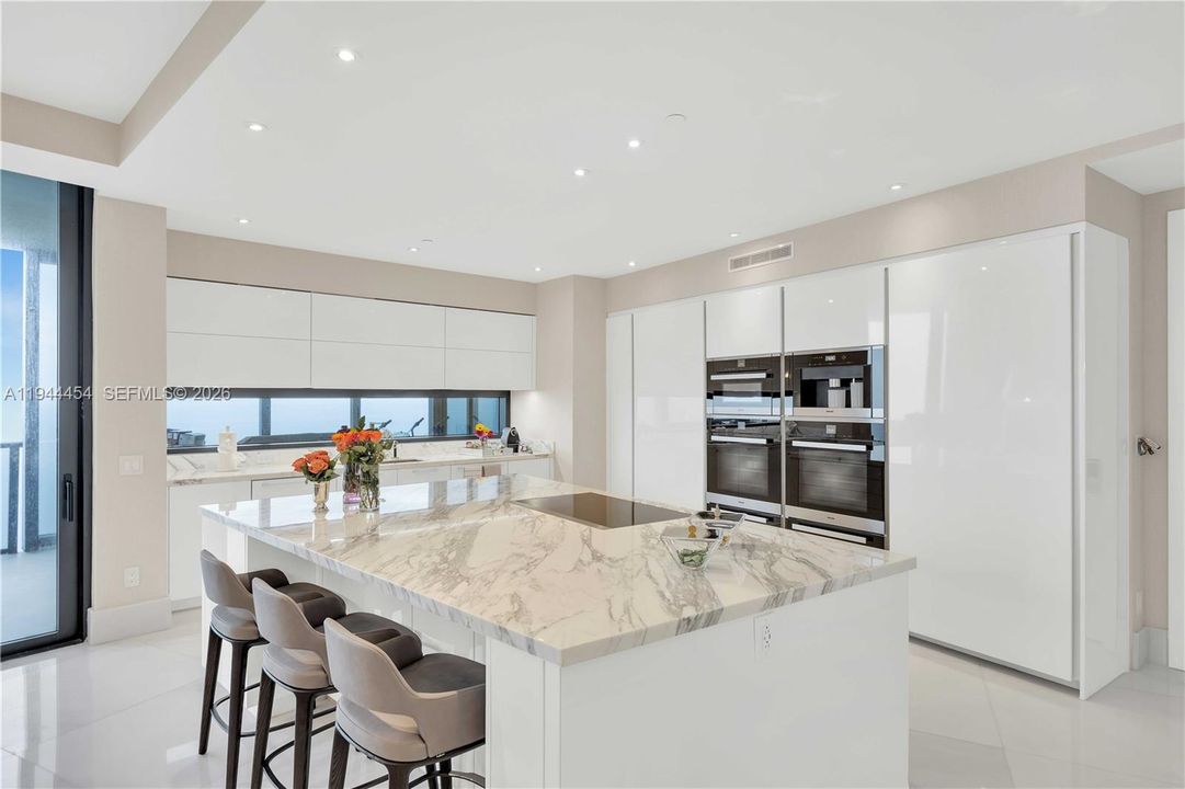 For Sale: $4,700,000 (4 beds, 4 baths, 3171 Square Feet)