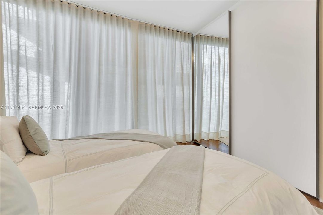 For Sale: $4,700,000 (4 beds, 4 baths, 3171 Square Feet)