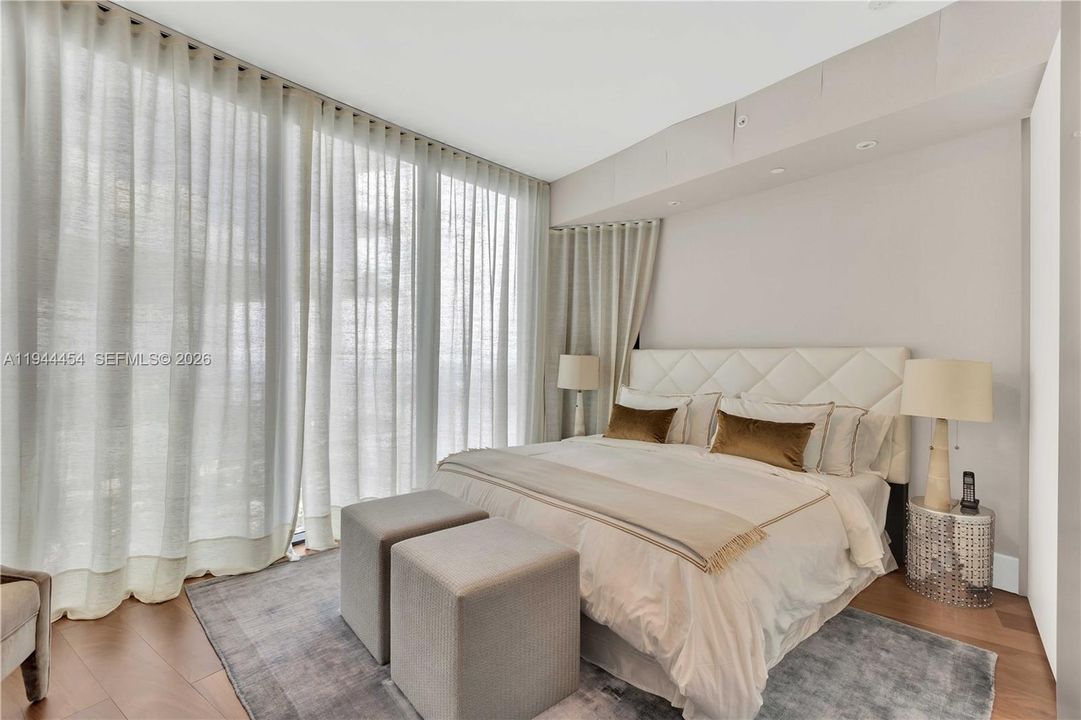 For Sale: $4,700,000 (4 beds, 4 baths, 3171 Square Feet)