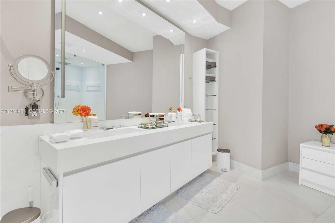 For Sale: $4,700,000 (4 beds, 4 baths, 3171 Square Feet)