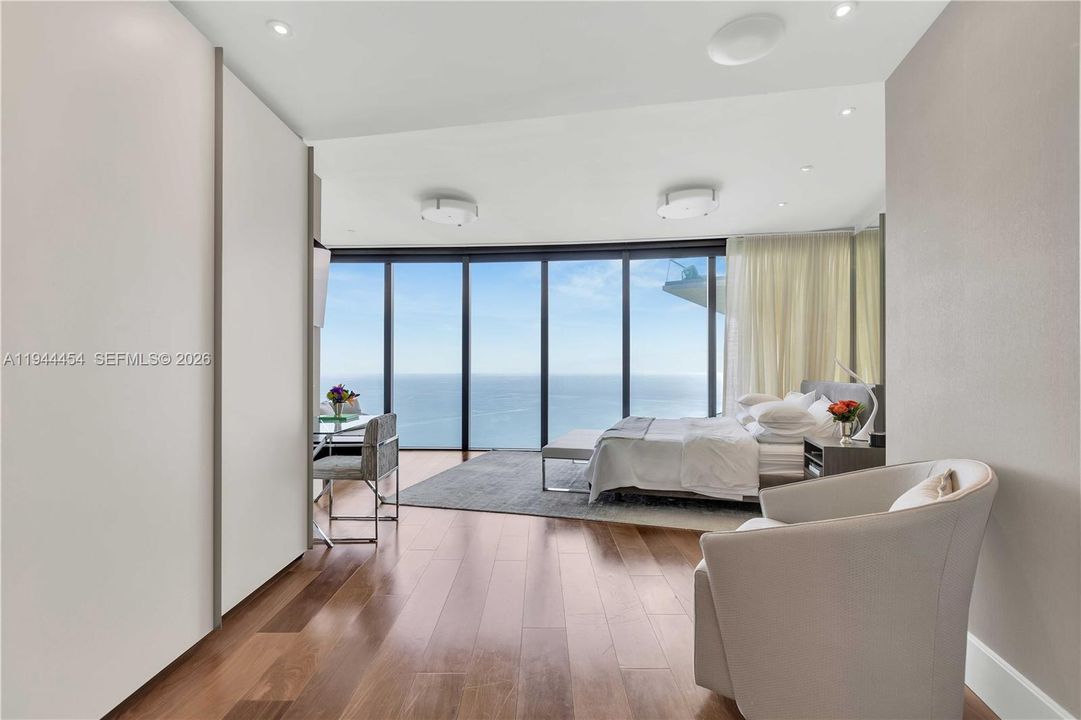For Sale: $4,700,000 (4 beds, 4 baths, 3171 Square Feet)