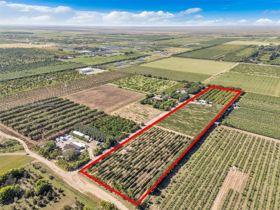 Недавно продано: $899,000 (0 спален, 0 ванн, 0 Квадратных фут)