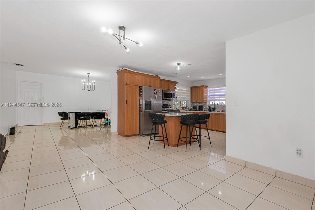 For Sale: $1,599,000 (4 beds, 3 baths, 1917 Square Feet)