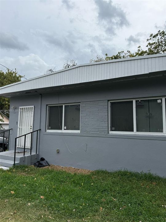 For Sale: $515,000 (0 beds, 0 baths, 1376 Square Feet)