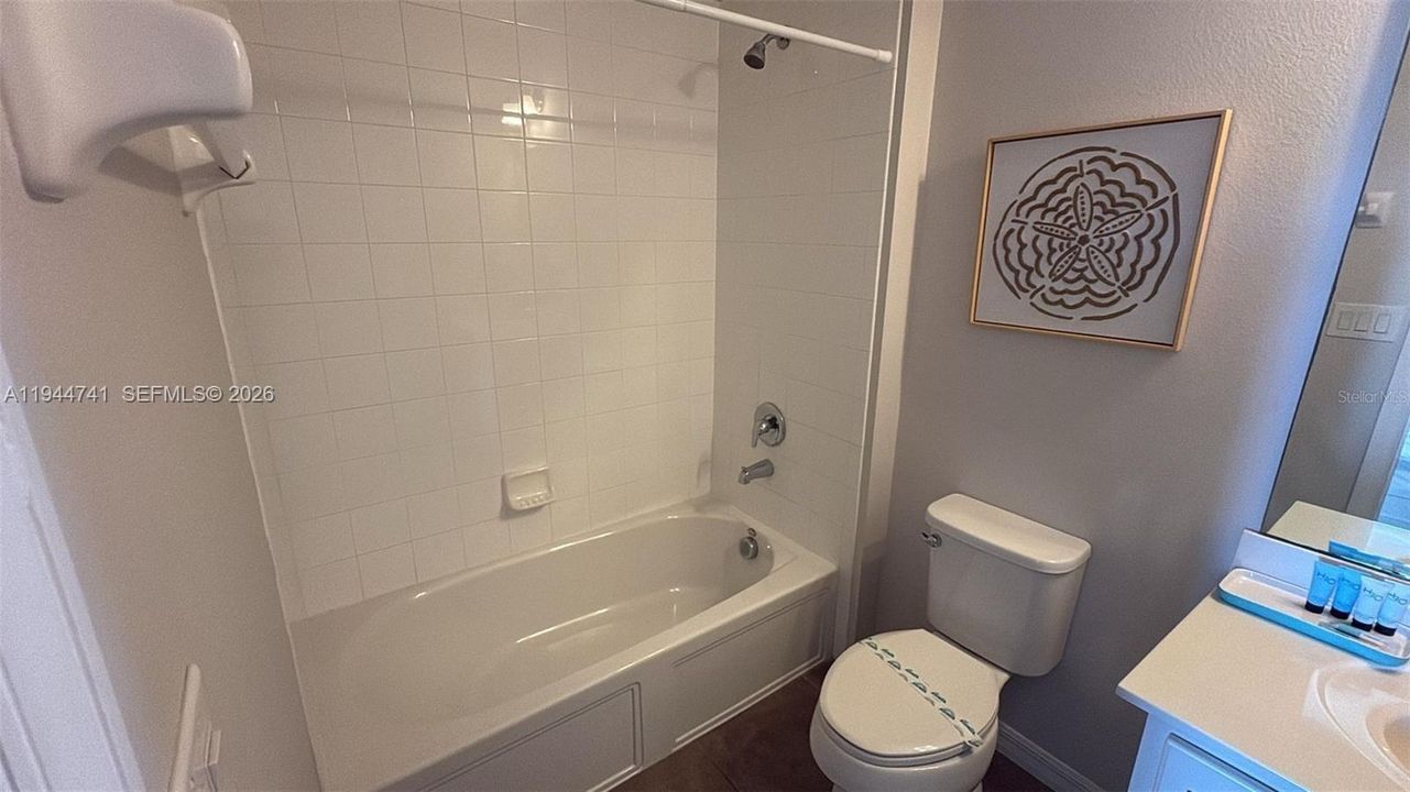 В аренду: $4,800 (8 спален, 6 ванн, 0 Квадратных фут)