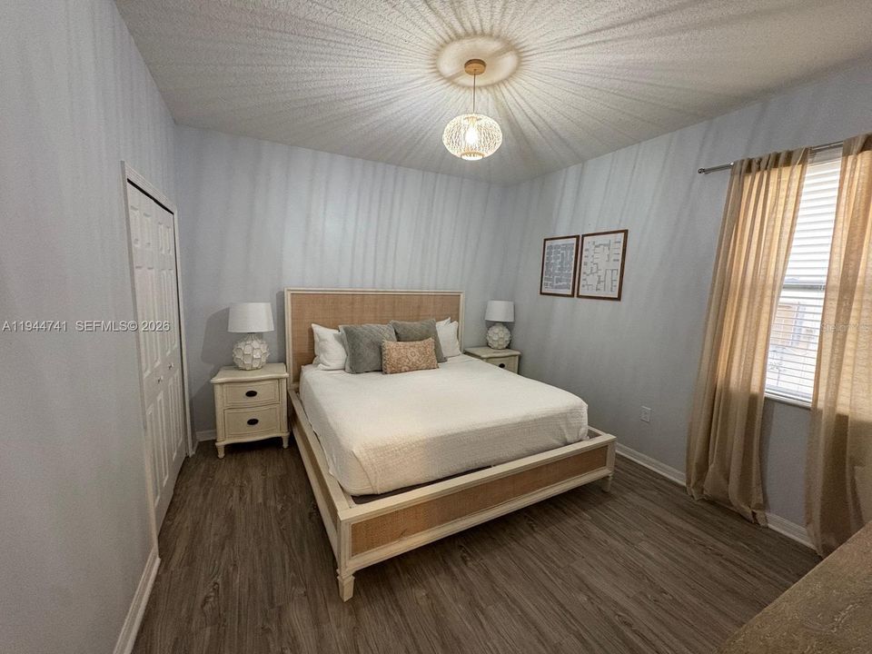 В аренду: $4,800 (8 спален, 6 ванн, 0 Квадратных фут)
