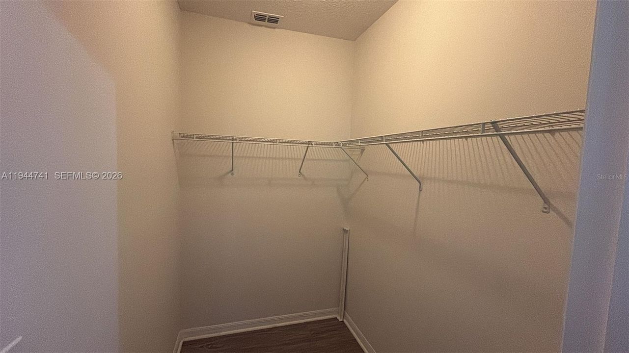 В аренду: $4,800 (8 спален, 6 ванн, 0 Квадратных фут)