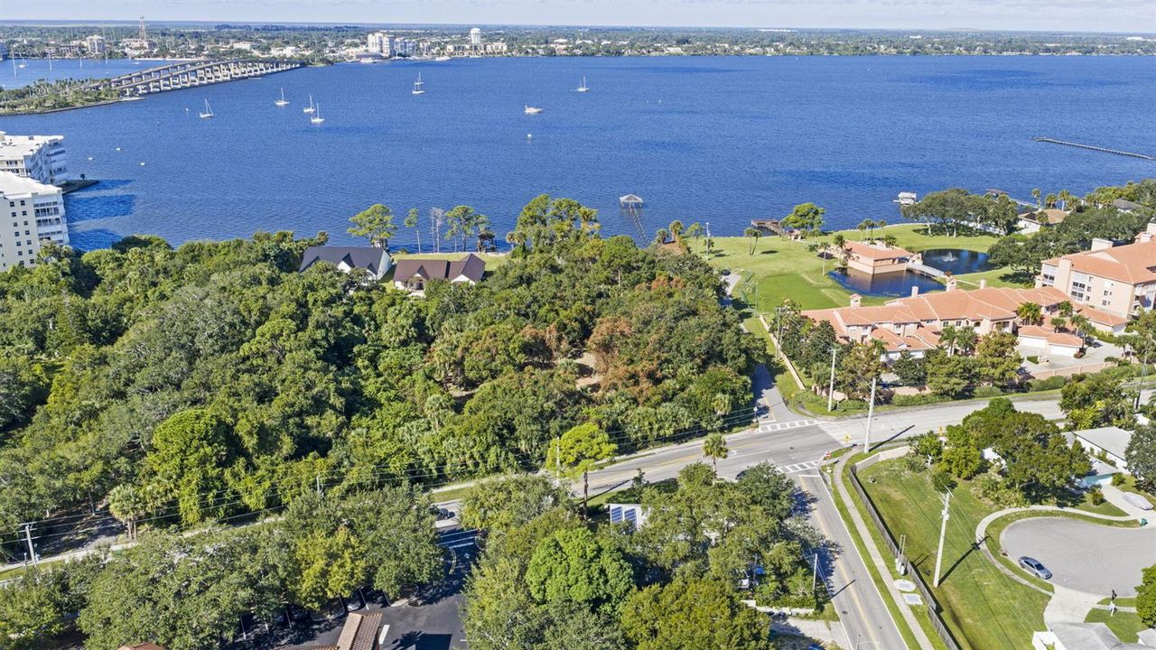 7-web-or-mls-Merritt Ave - Aerial30