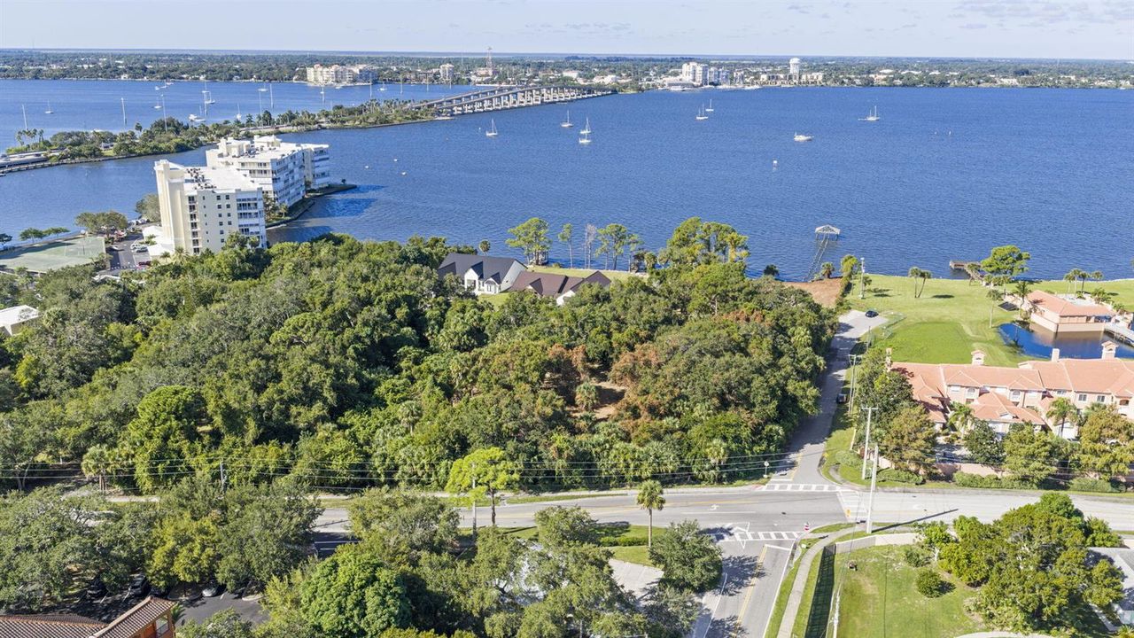 12-web-or-mls-Merritt Ave - Aerial9