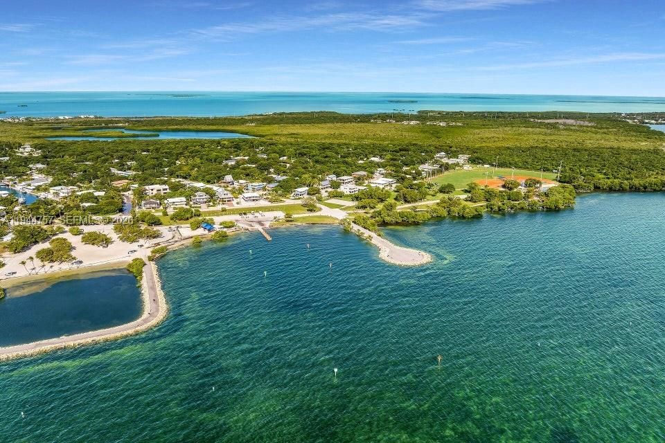 En Venta: $250,000 (0.13 acres)