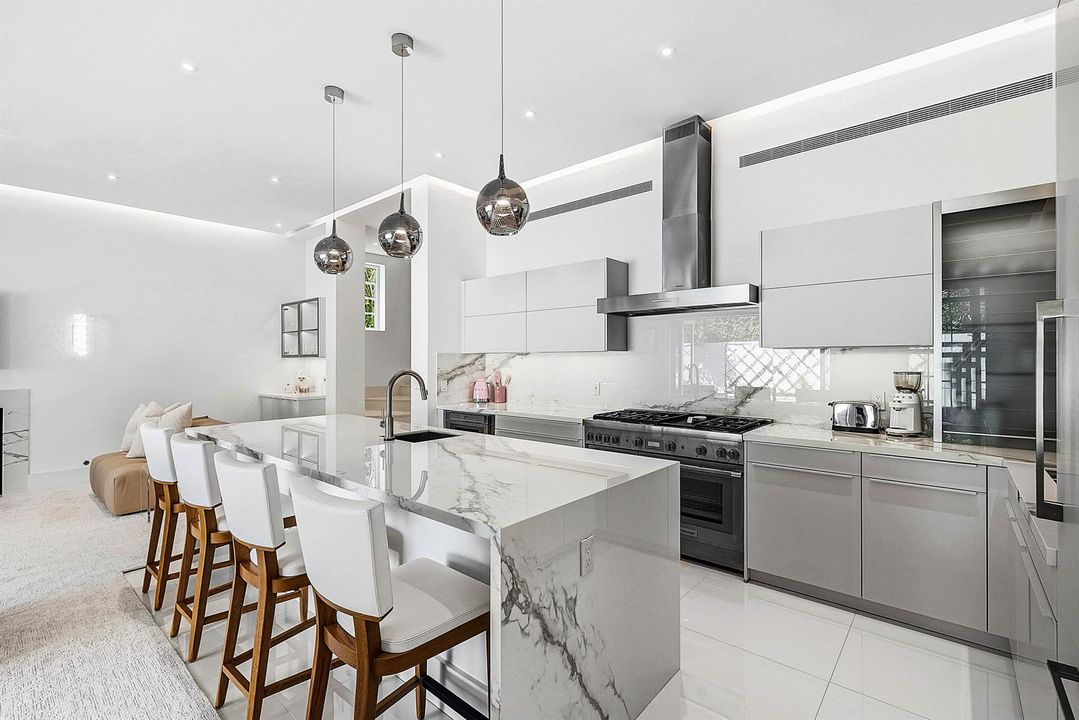 020-157PeruvianAvenue-PalmBeach-FL-33480