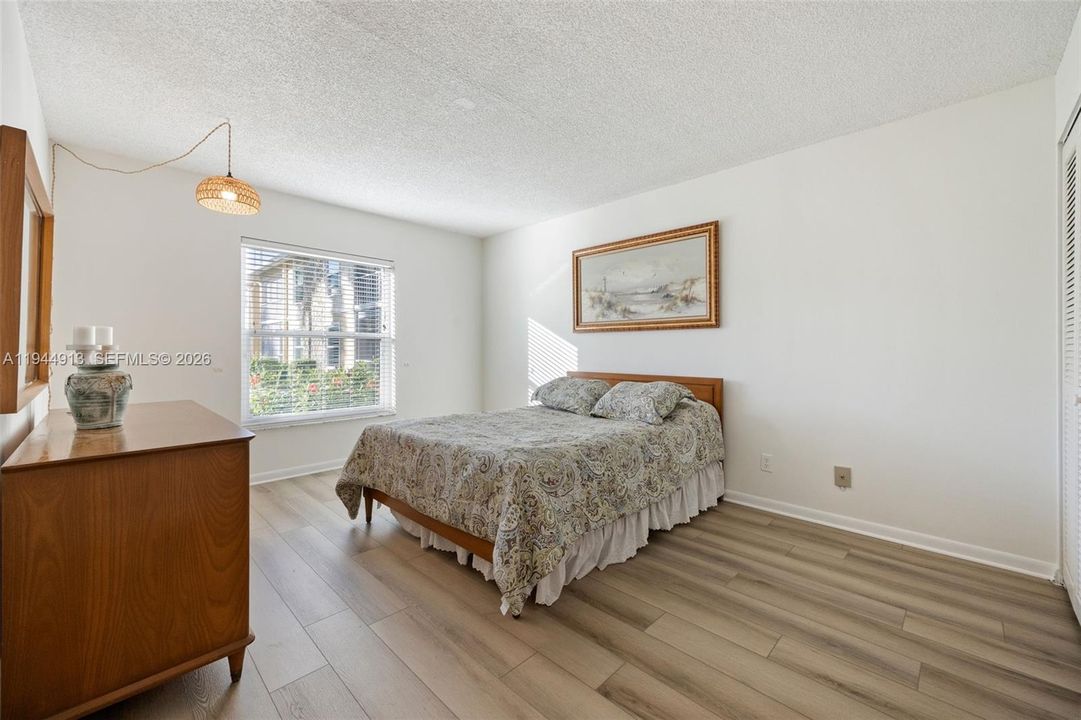Vendido Recientemente: $189,500 (2 camas, 2 baños, 0 Pies cuadrados)