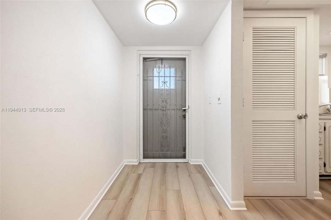 Vendido Recientemente: $189,500 (2 camas, 2 baños, 0 Pies cuadrados)