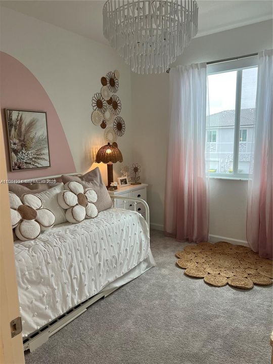 Active With Contract: $3,000 (4 beds, 3 baths, 1804 Square Feet)