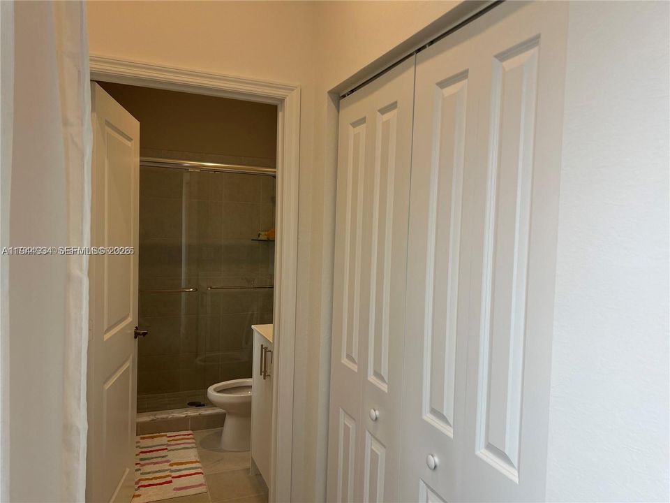 Active With Contract: $3,000 (4 beds, 3 baths, 1804 Square Feet)