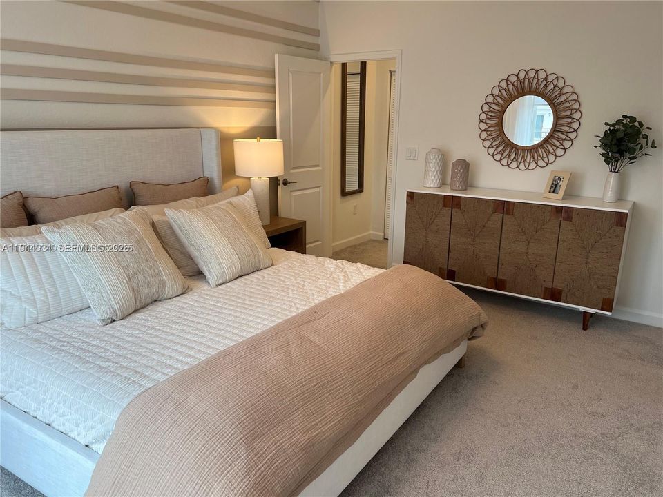 Active With Contract: $3,000 (4 beds, 3 baths, 1804 Square Feet)