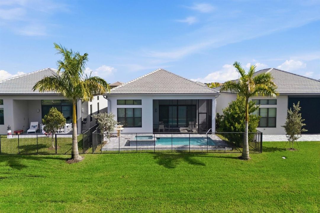 Fenced Yard