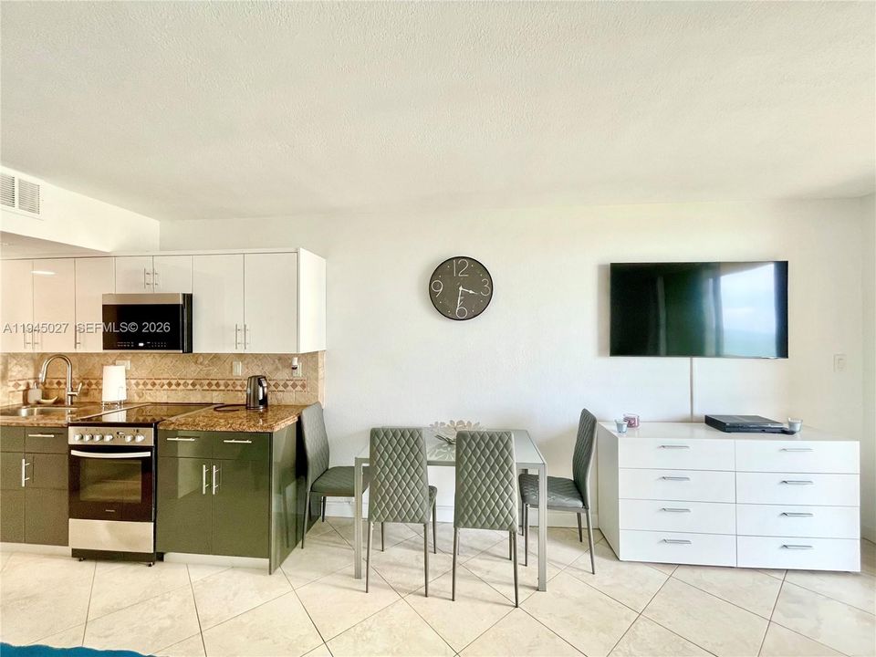 En Venta: $189,000 (0 camas, 1 baños, 360 Pies cuadrados)