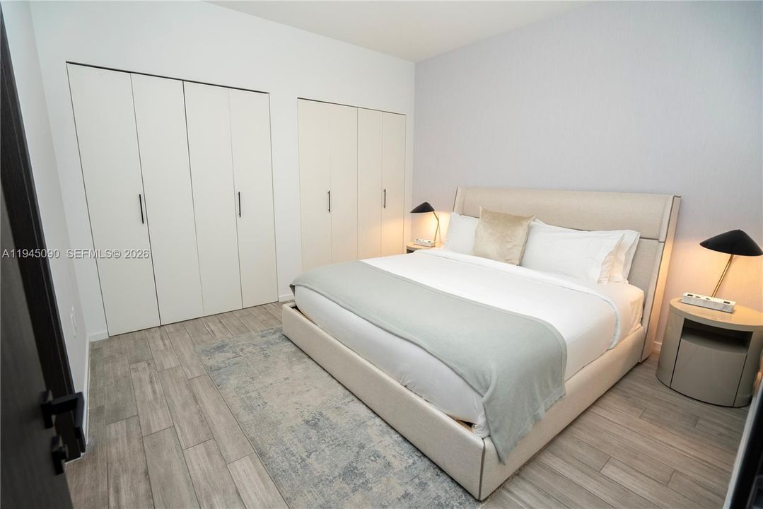 En Venta: $1,299,000 (3 camas, 3 baños, 1040 Pies cuadrados)