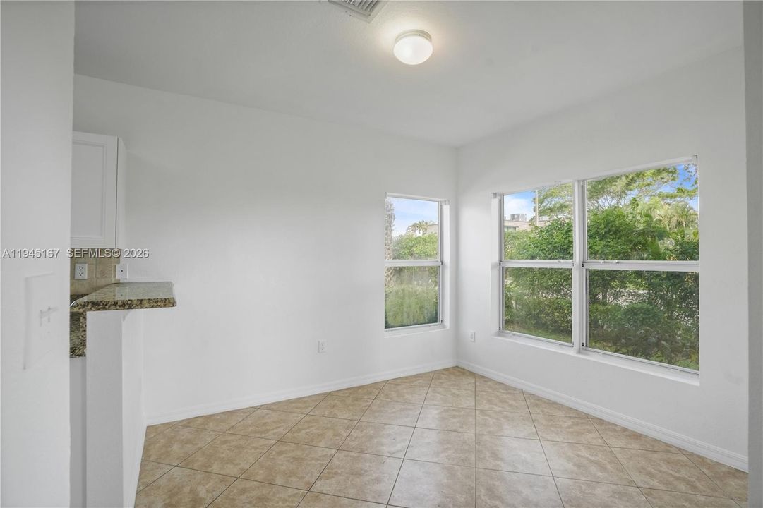 En Venta: $289,000 (3 camas, 2 baños, 1543 Pies cuadrados)