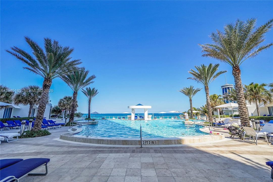 Recently Sold: $2,149,000 (3 beds, 3 baths, 2308 Square Feet)