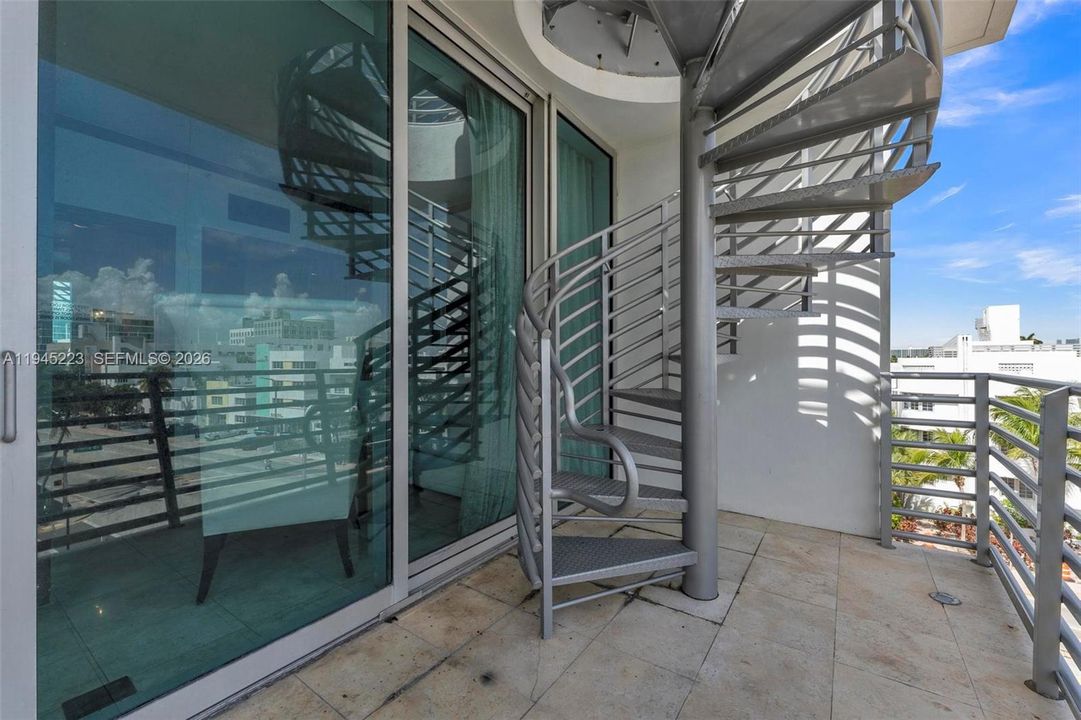 For Sale: $215,000 (0 beds, 1 baths, 500 Square Feet)