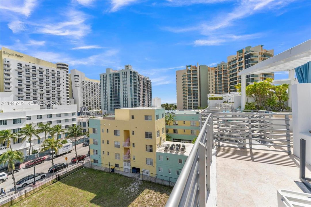 For Sale: $215,000 (0 beds, 1 baths, 500 Square Feet)