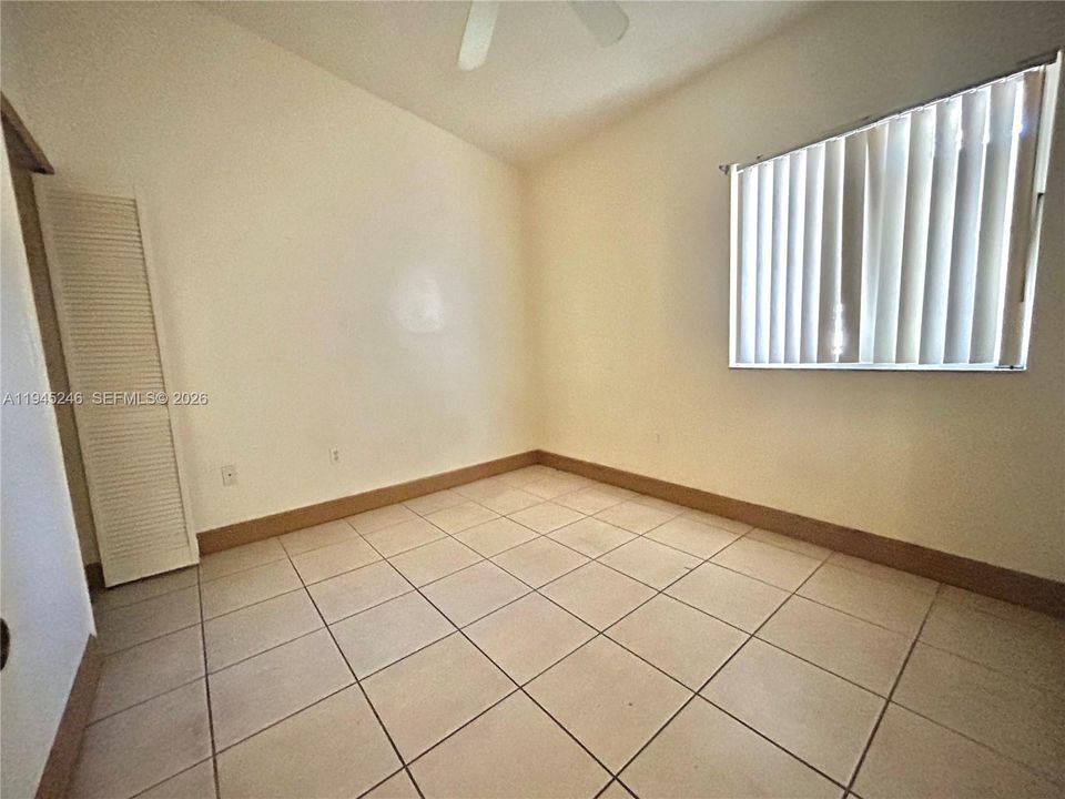 Activo con contrato: $179,000 (2 camas, 2 baños, 815 Pies cuadrados)