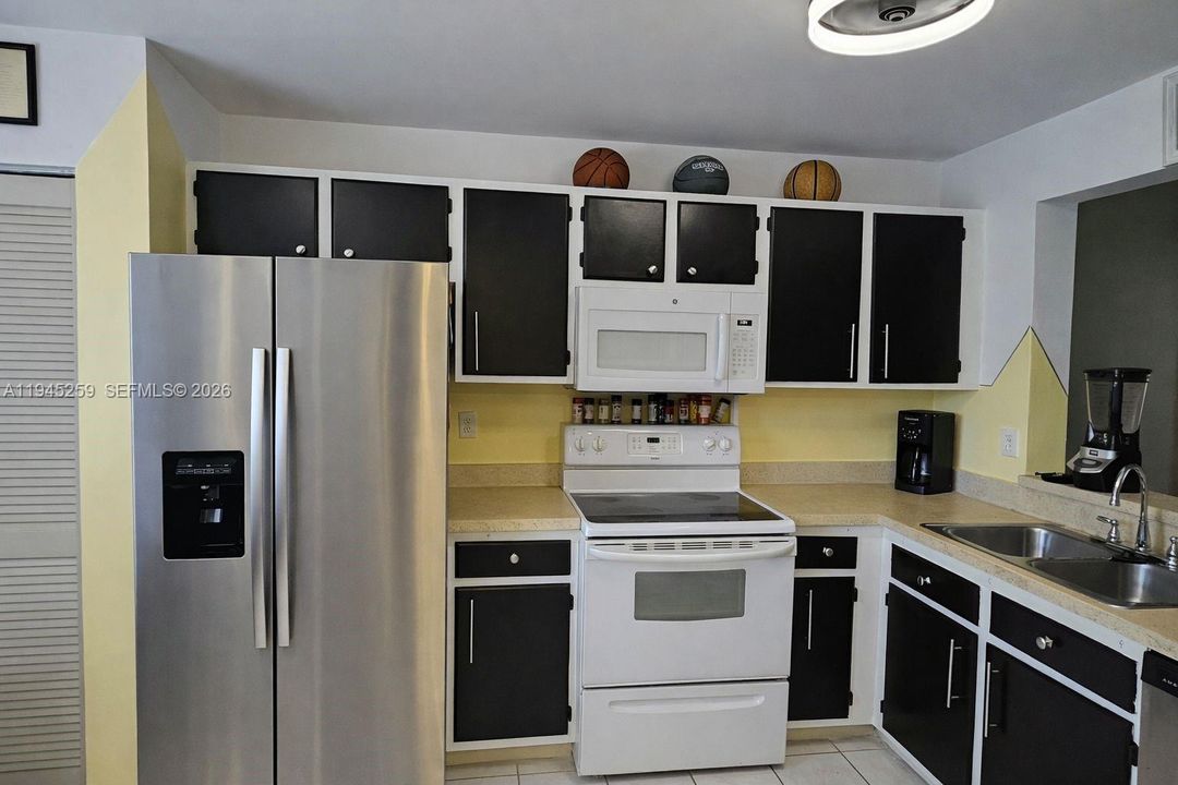 En Renta: $1,900 (2 camas, 2 baños, 1200 Pies cuadrados)