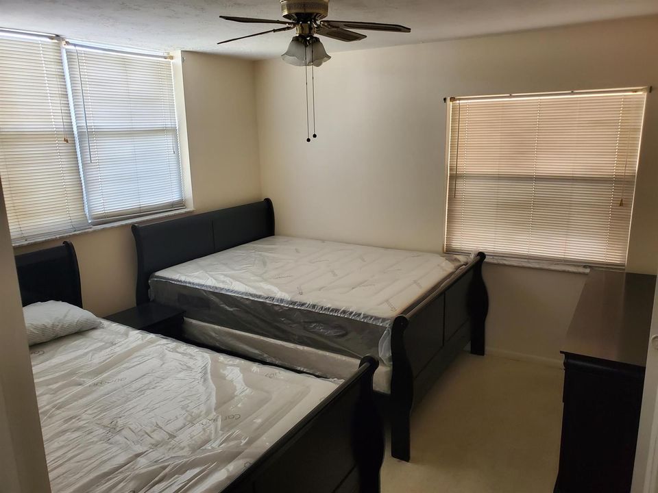 Bed room 2 (1)